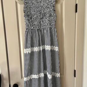 Striped Sleeveless Dress Ruched with Lace Accents